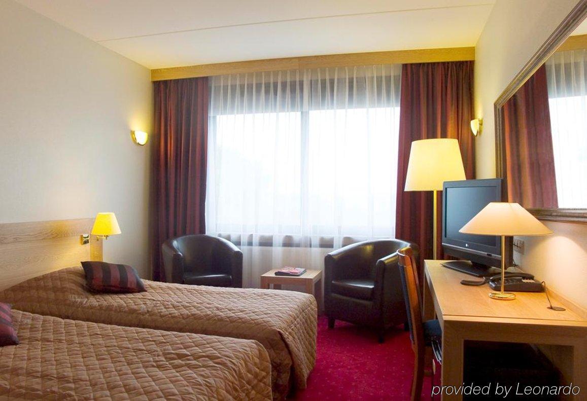Bastion Hotel Rotterdam Alexander Экстерьер фото
